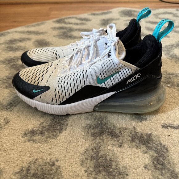 Nike Air Max 270 - Picture 3 of 5